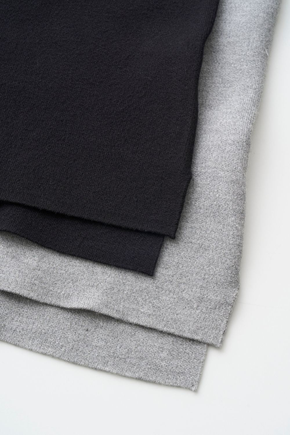 Bottle neck Knit - BLACK