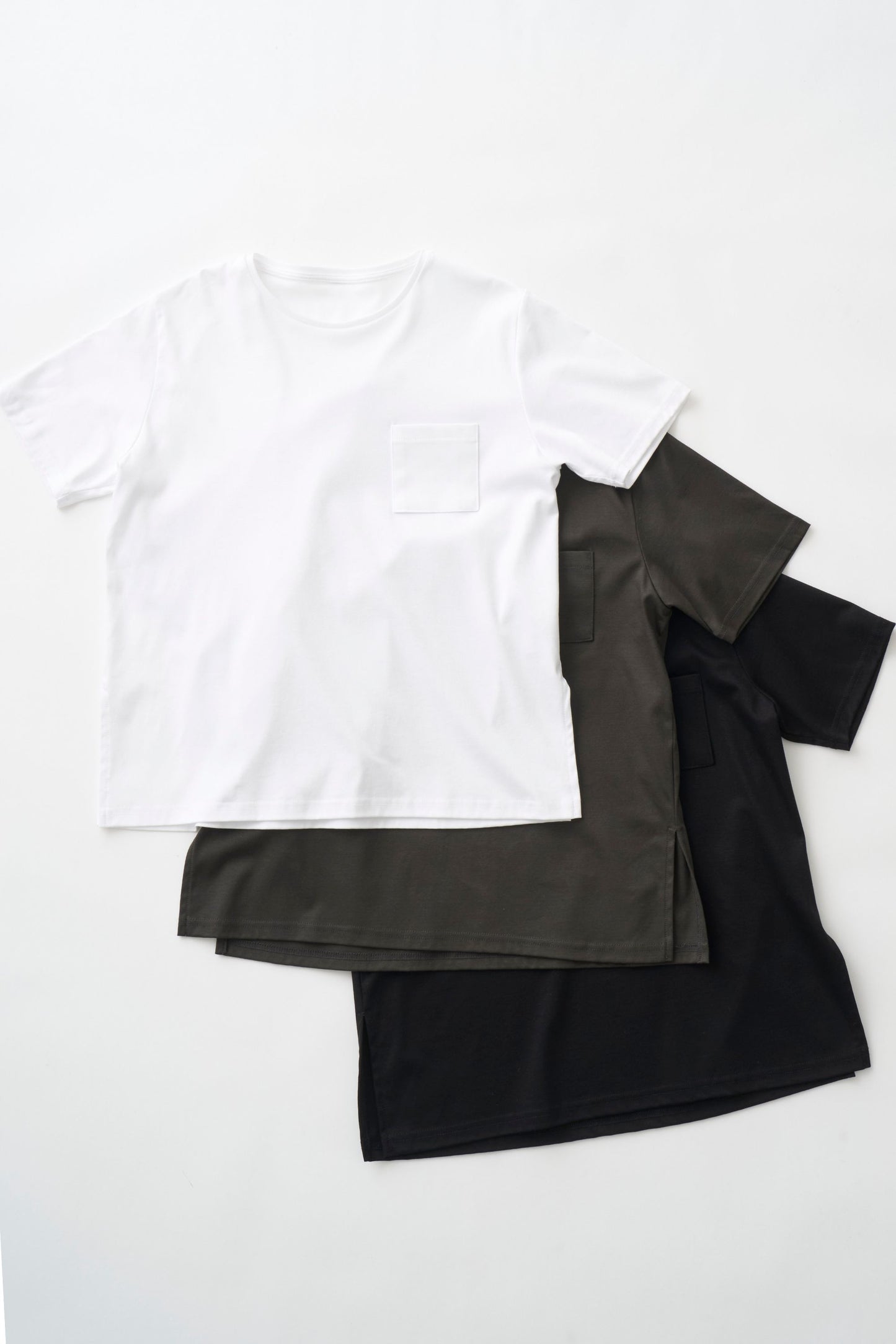 Minimal Pocket Silket T-shirts - BLACK・WHITE・DARK GRAY