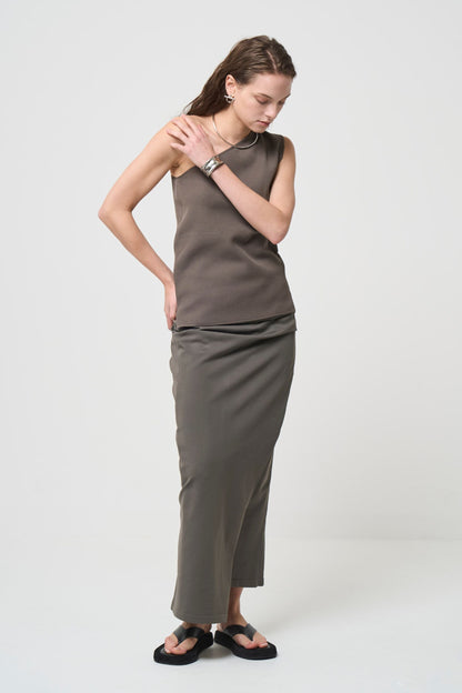 Minimal Shoulder Cutsew - SAND BEIGE