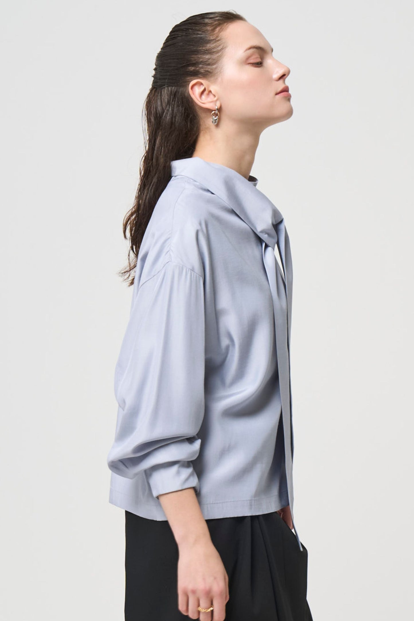Ribbon Blouse - ICE GRAY