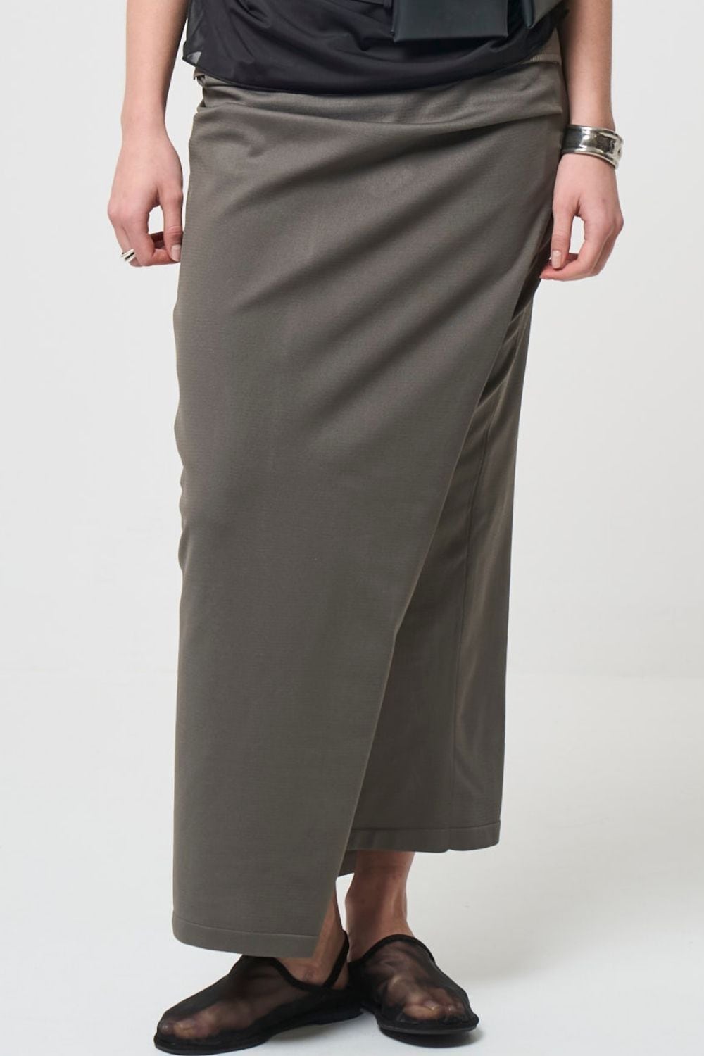 RESTOCK!  Smooth Gather Knit Skirt - TAUPE