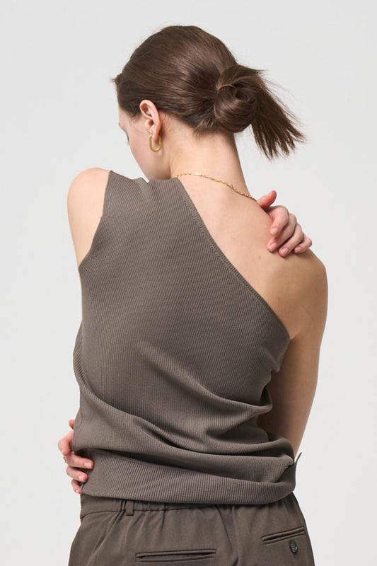 Minimal Shoulder Cutsew - SAND BEIGE