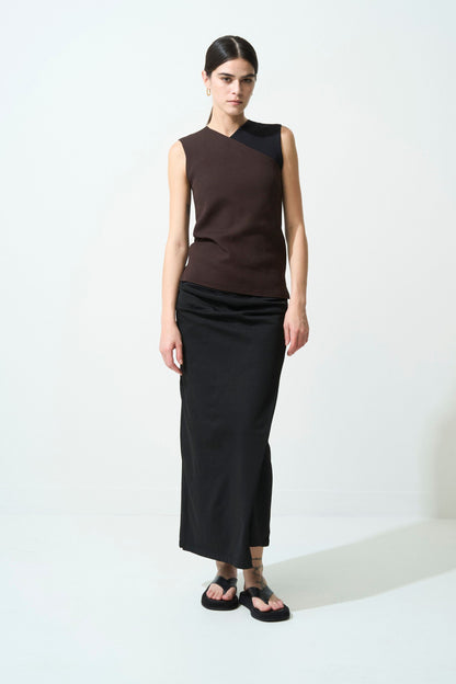 Minimal Shoulder Cut sew - BROWN