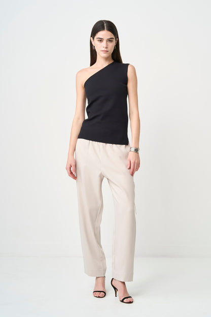 Minimal Shoulder Cutsew - BLACK