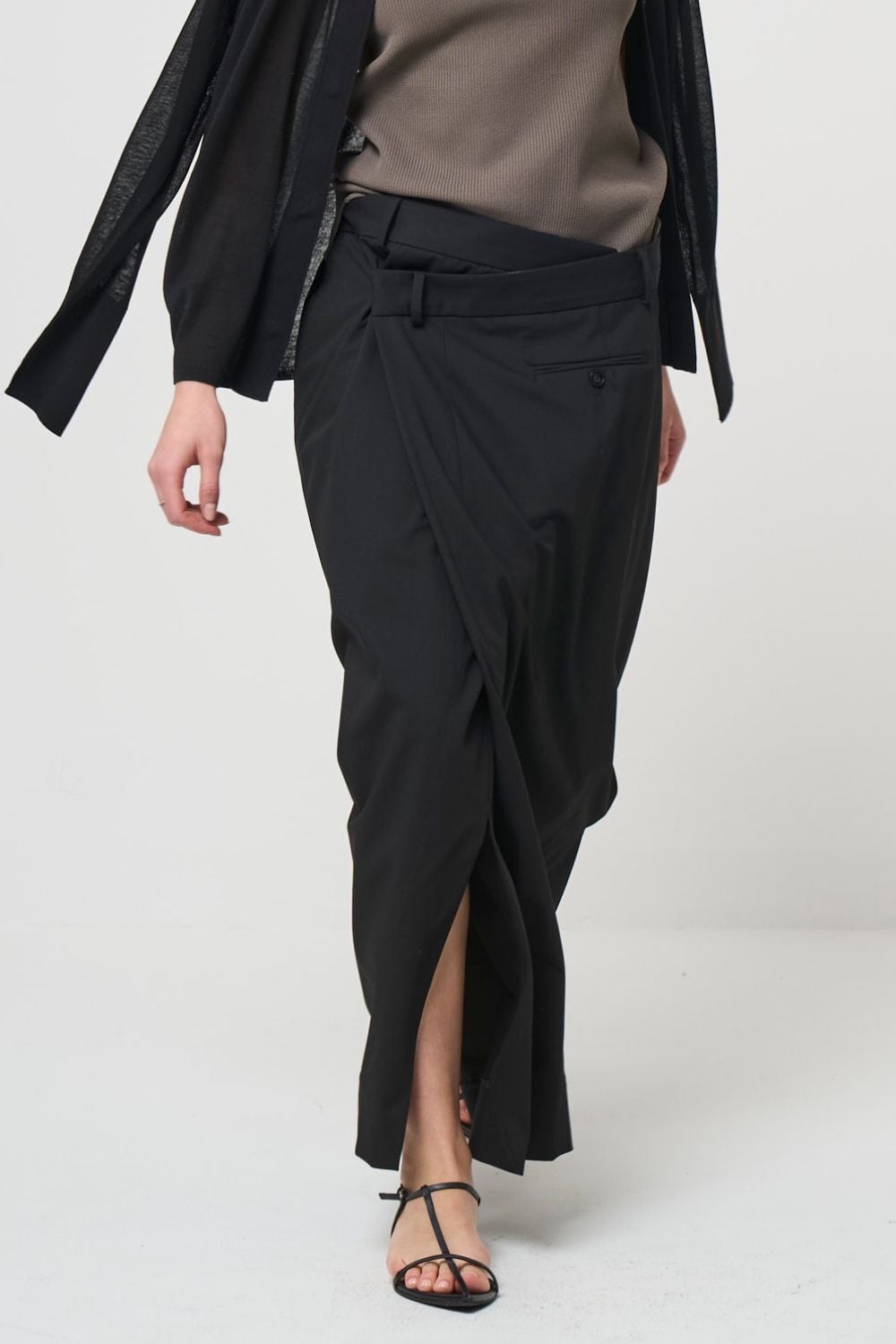 Odd Long Skirt - BLACK