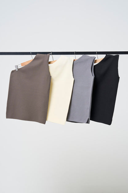 再入荷 Minimal Shoulder Cutsew - OFF WHITE