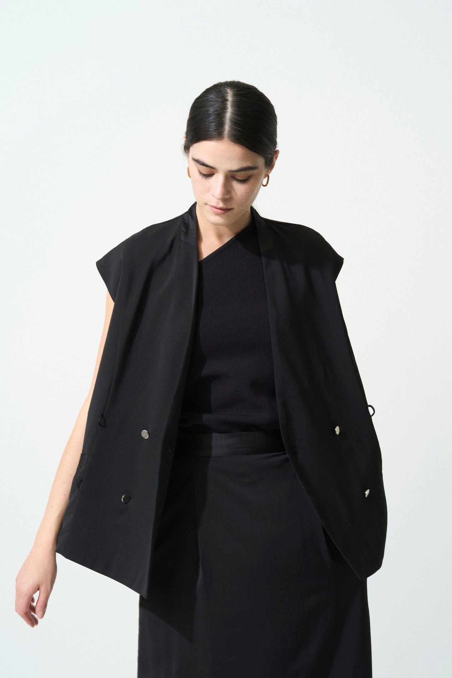 W Shape Gilet - BLACK