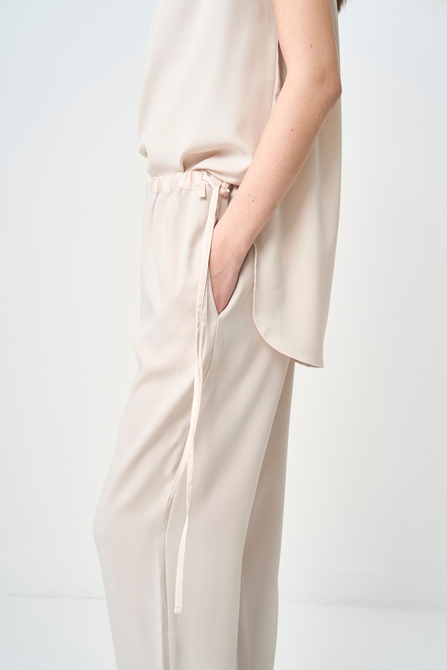 Shoulder Gather Pullover - ECRU