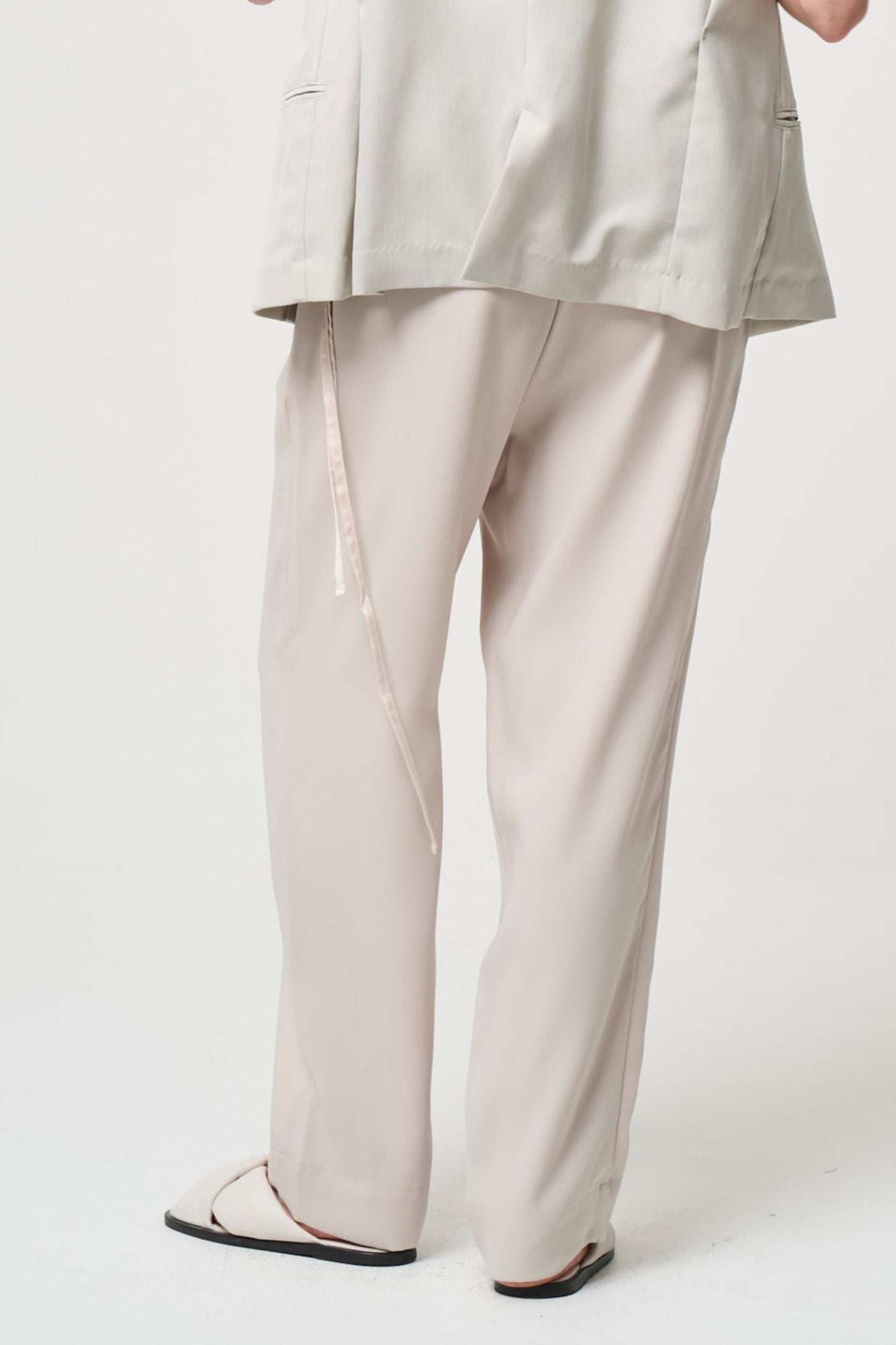 Switching Relax Pants - WHITE