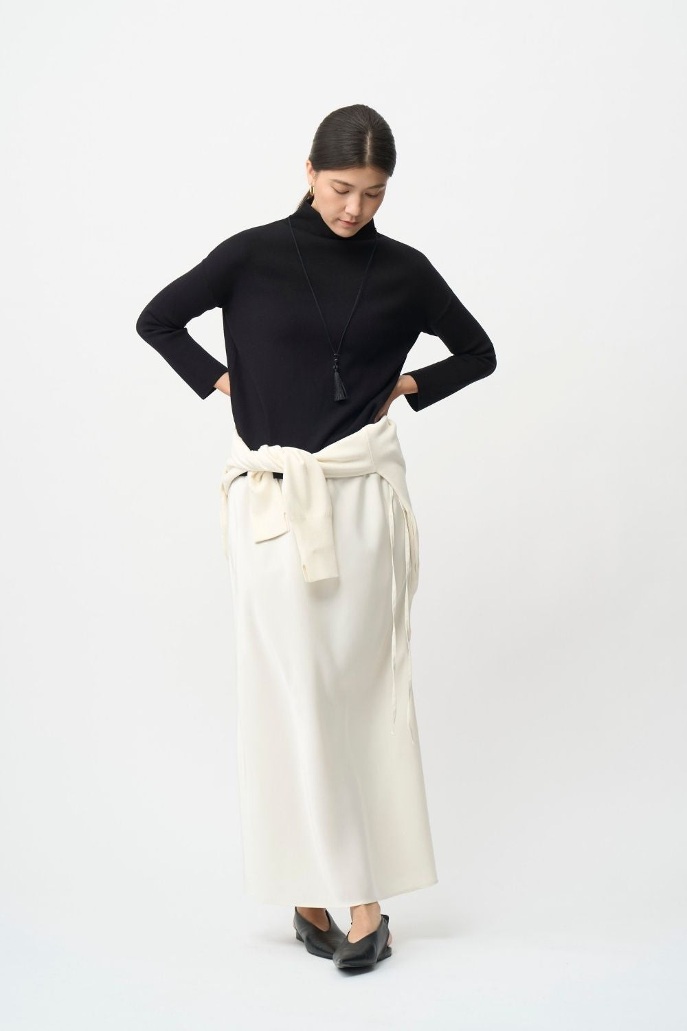 Bottle neck Knit - BLACK