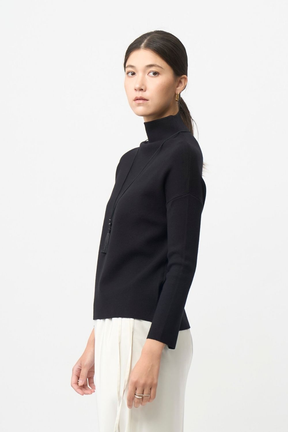 Bottle neck Knit - BLACK