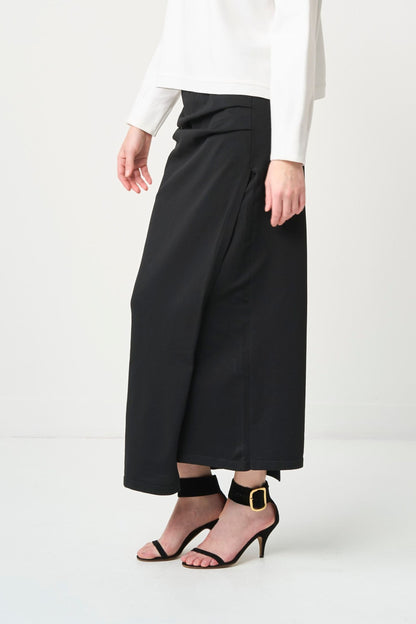 Smooth Gather Knit Skirt - BLACK