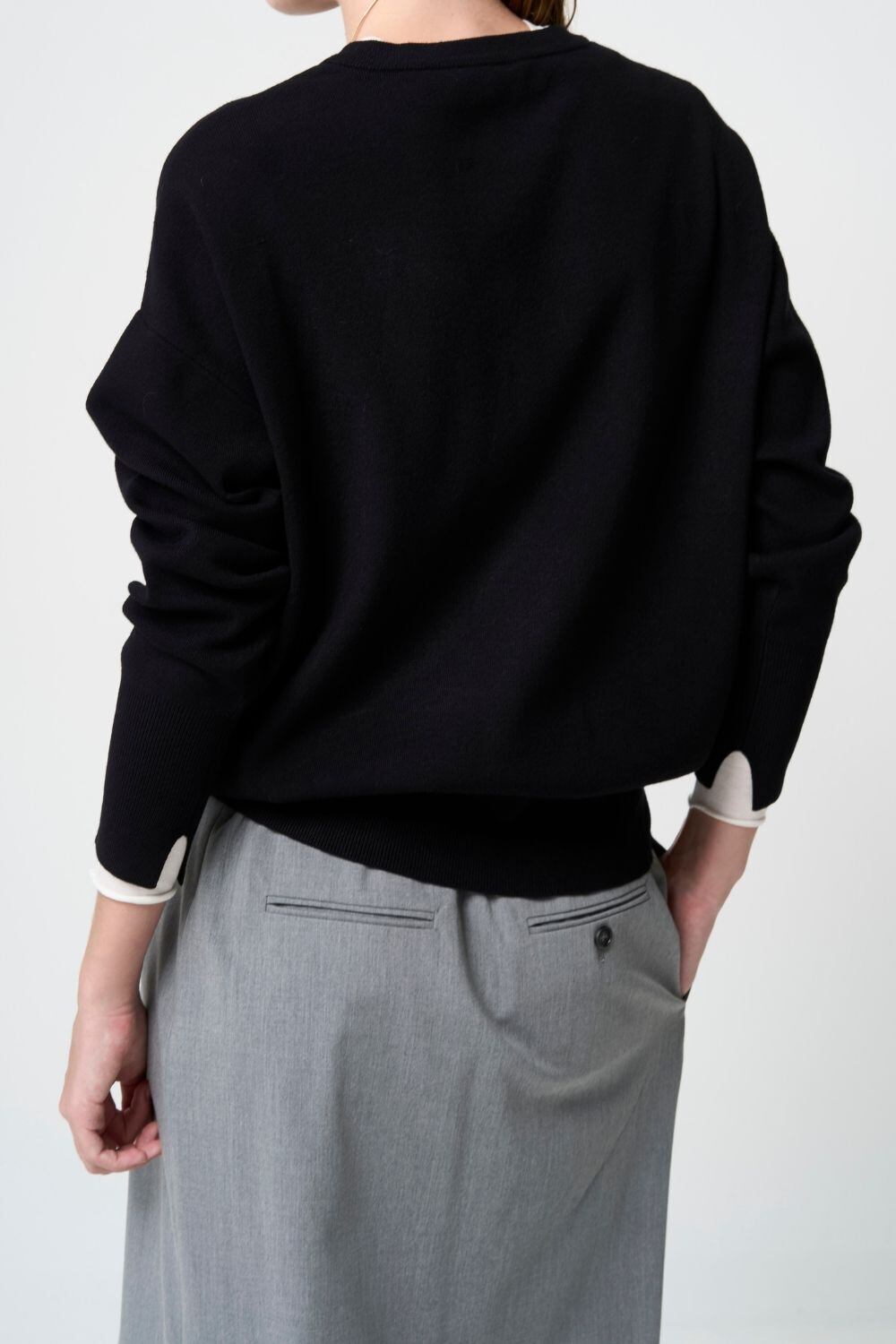再入荷 Smooth Island Knit - BLACK