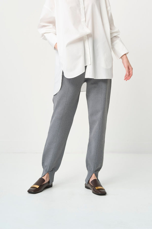 Center Press Jogger Pants - GRAY