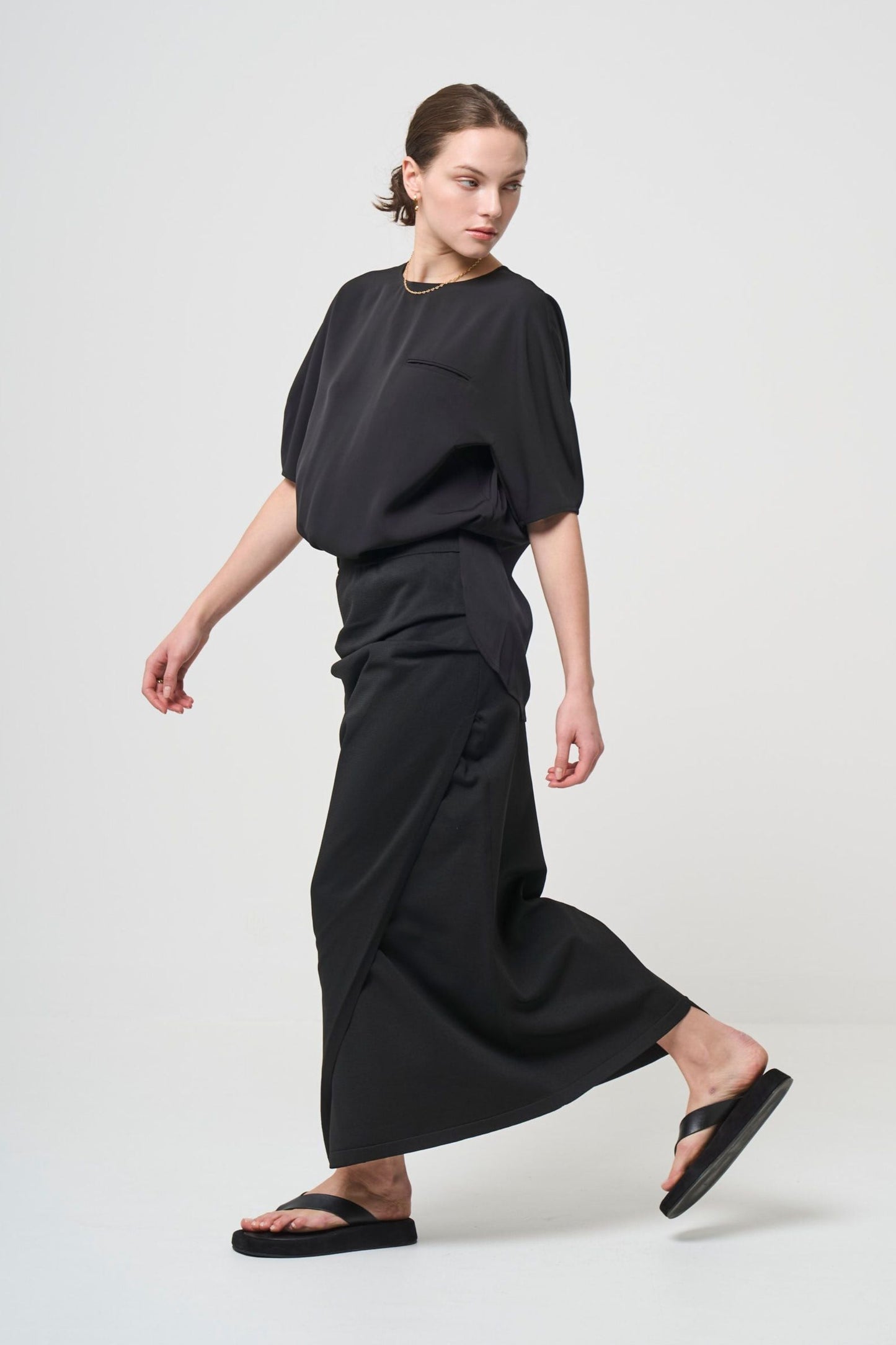 Short Sleeves TOPS - BLACK