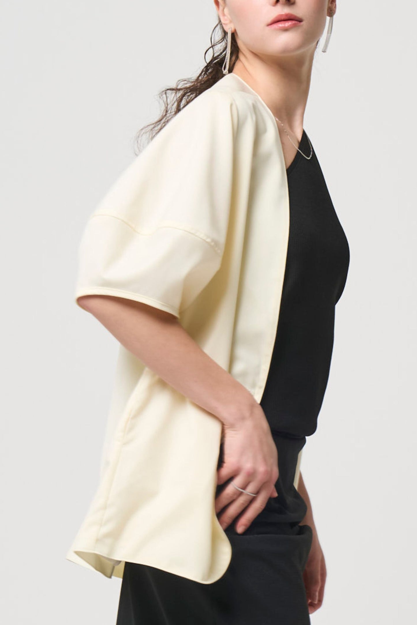 Short Sleeves Cubic Jacket - WHITE