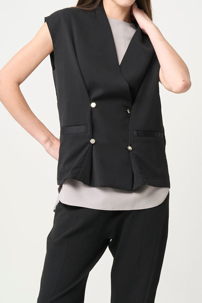 W Shape Gilet - BLACK