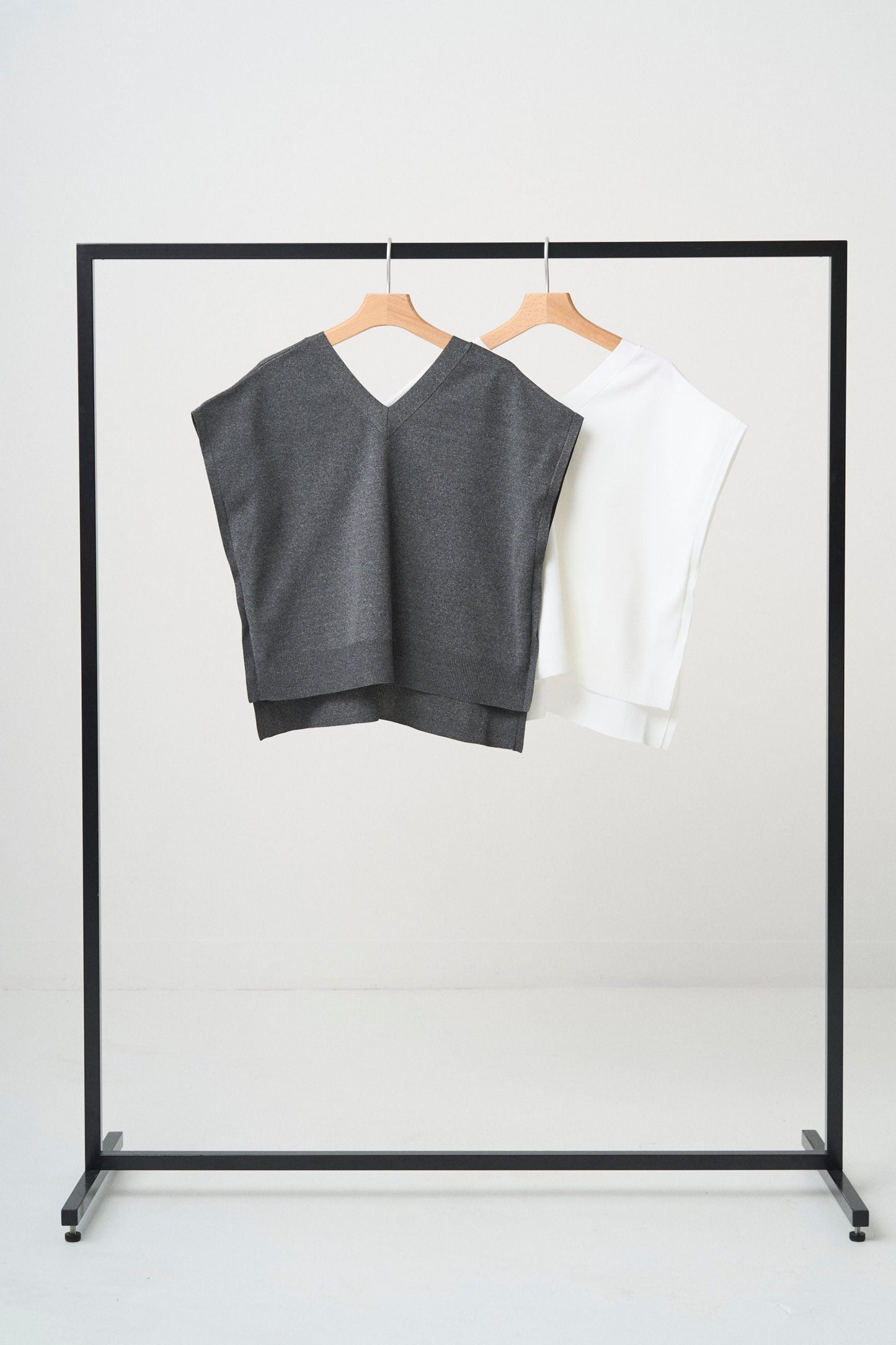2way Spring Knit Poncho - WHITE