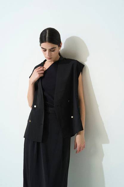 W Shape Gilet - BLACK