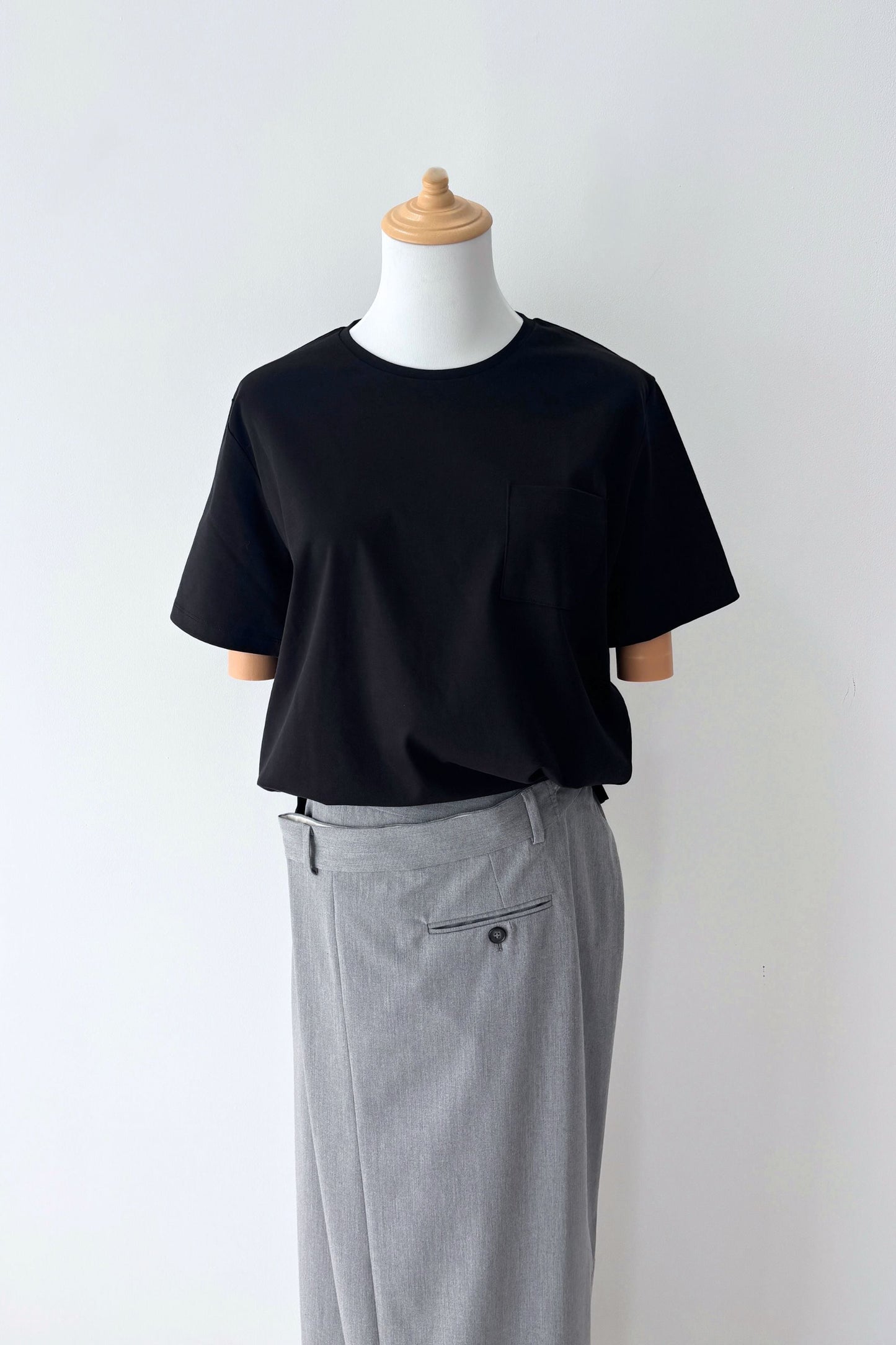 Minimal Pocket Silket T-shirts - BLACK・WHITE・DARK GRAY