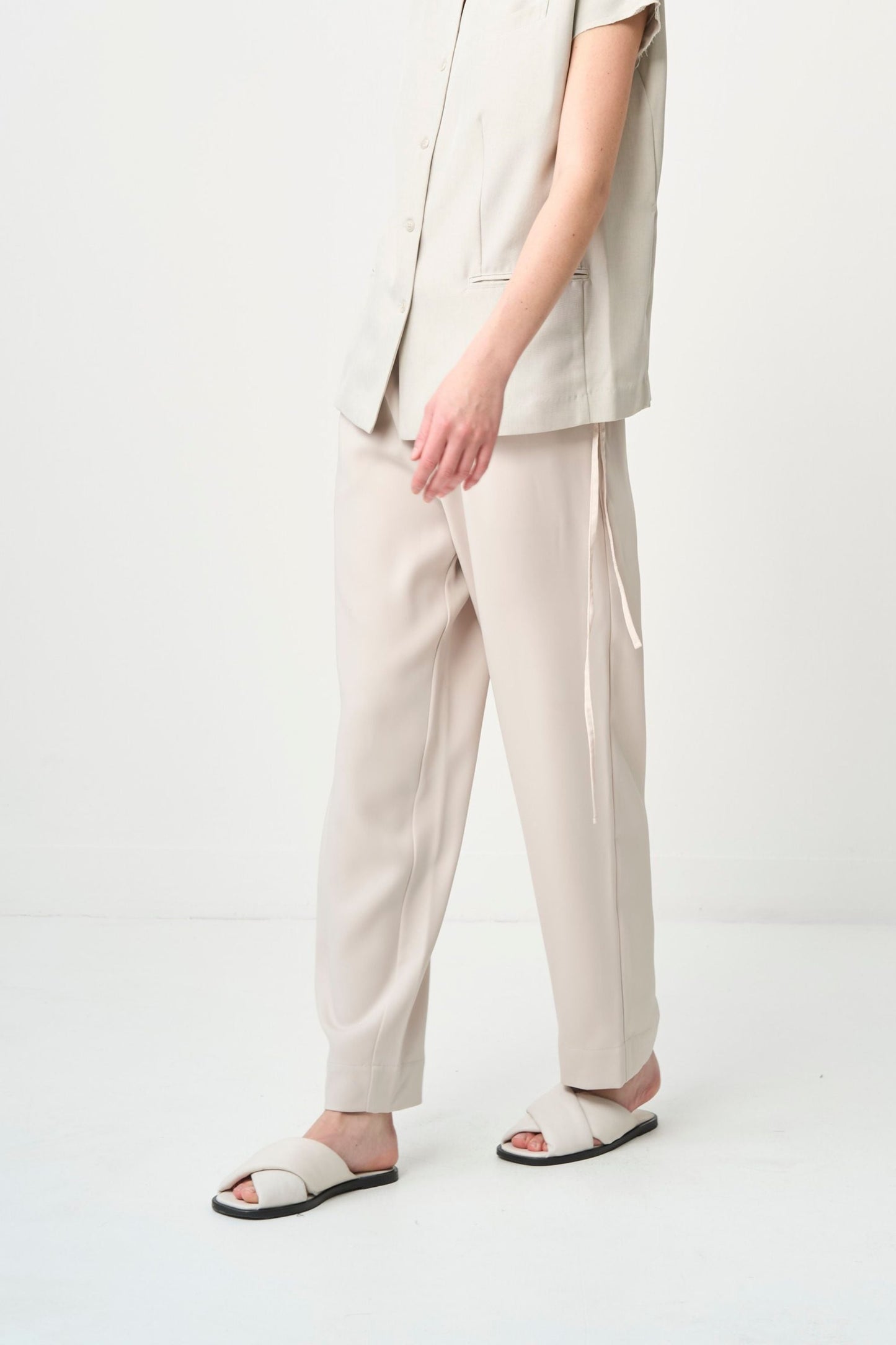 Switching Relax Pants - WHITE