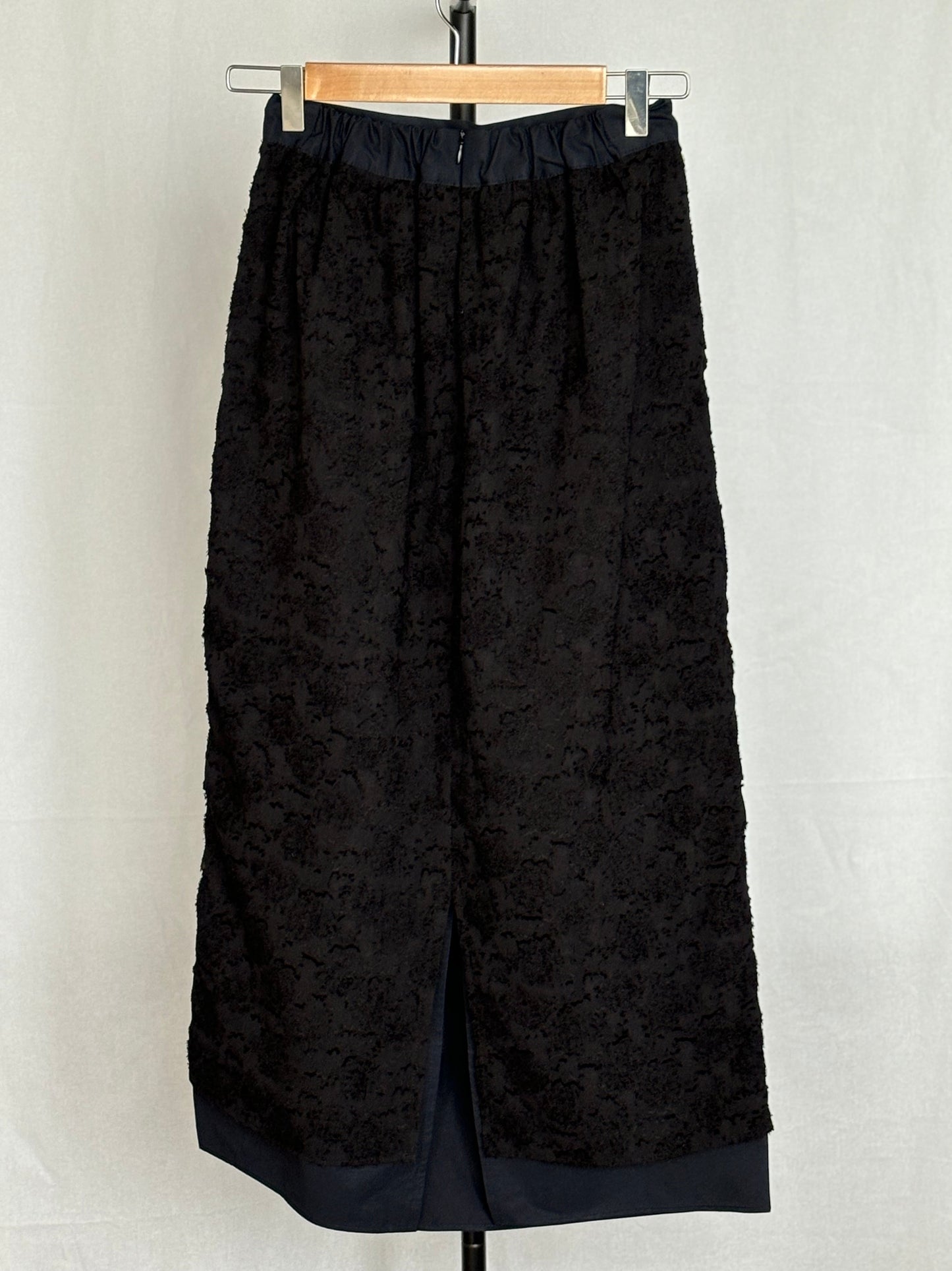 Rain Jacquard Skirt - BLACK